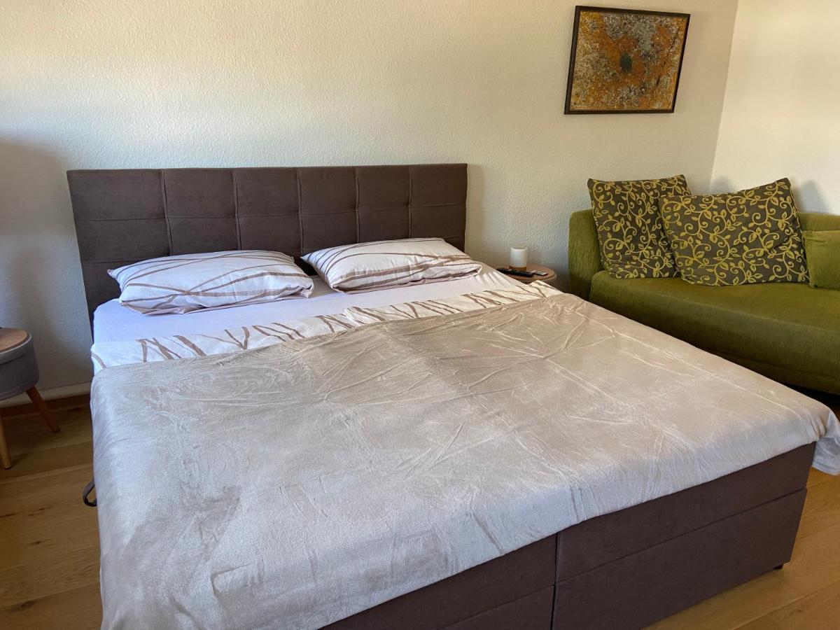 Schoene Ferienwohnung Mit Kostenlosem Parkplatz 科特布斯 外观 照片